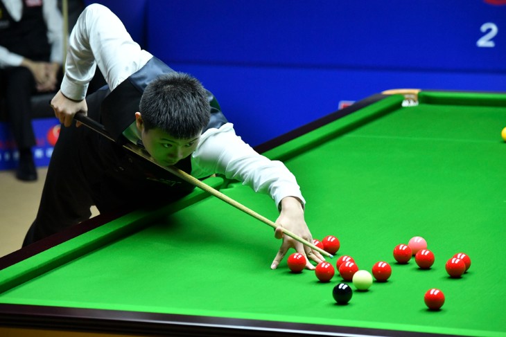 Influence of External Conditions on Snooker Handicap Betting